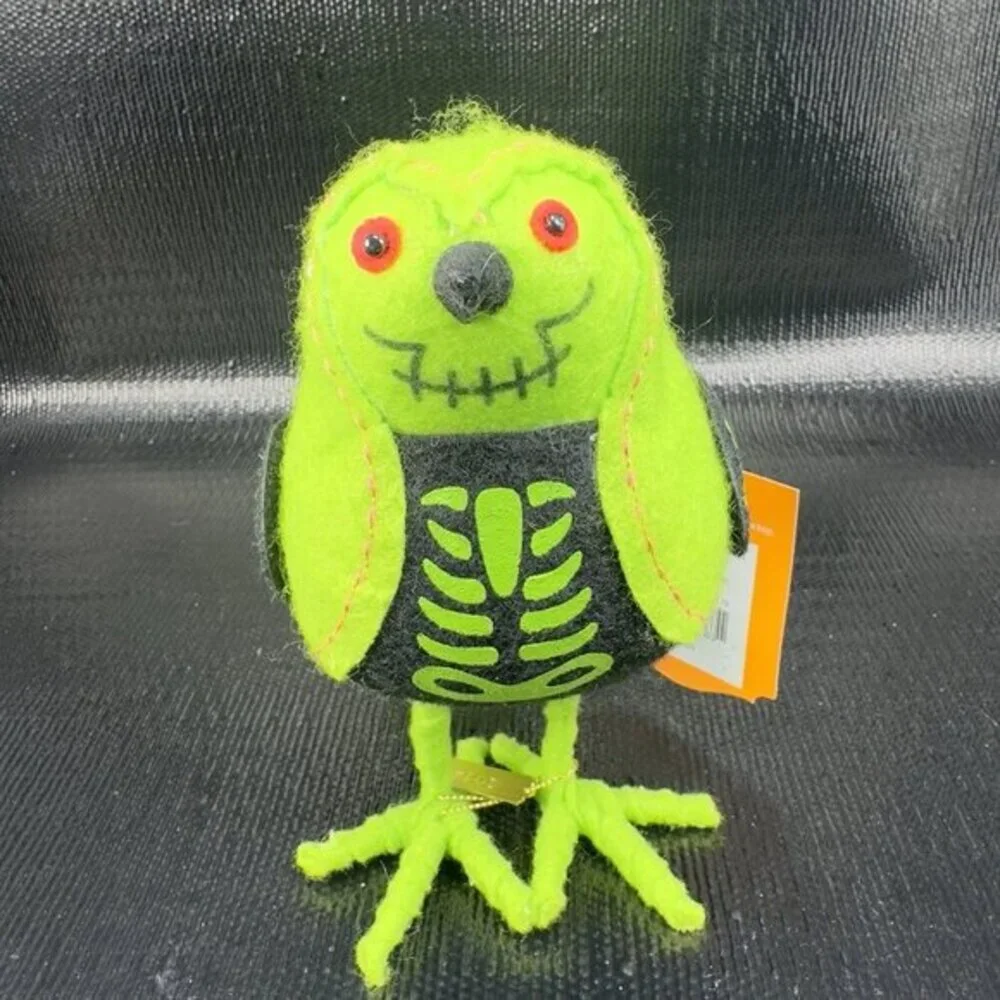 Target Hyde & EEK Featherly Friends Fabric Bird 2024 With Tags‎ Figure X Ray
